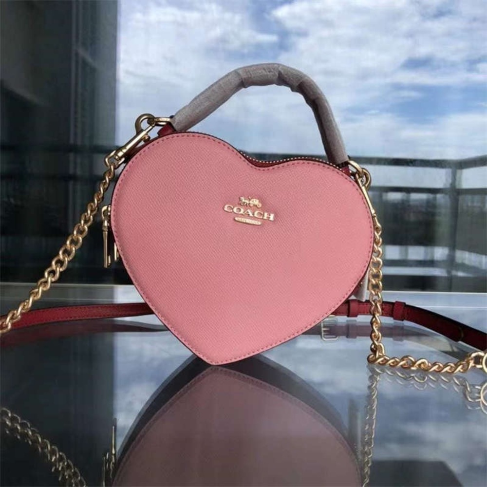 Heart Crossbody In Colorblock - Picture 4 of 5